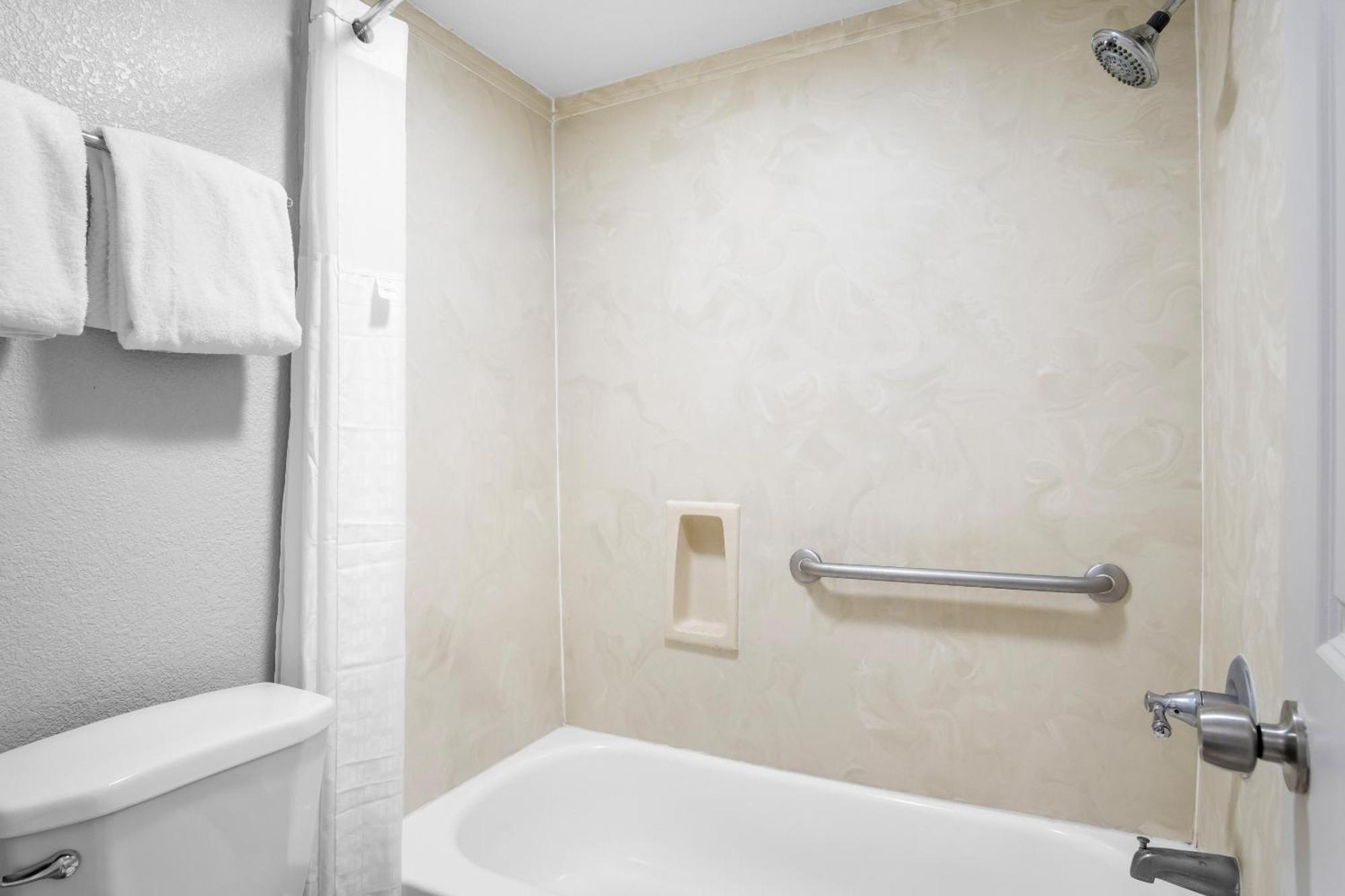 ווייקו Rodeway Inn מראה חיצוני תמונה